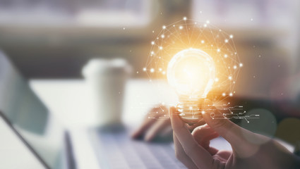 4minute和2NE1出道至今在歌谣节目和各大颁奖礼中得过哪些奖？